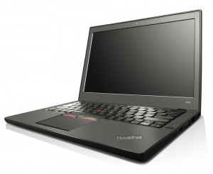 Lenovo ThinkPad X250 to niewielkie urządzenie zbudowane jako mobilny i podręczny laptop podróżującego profesjonalisty
